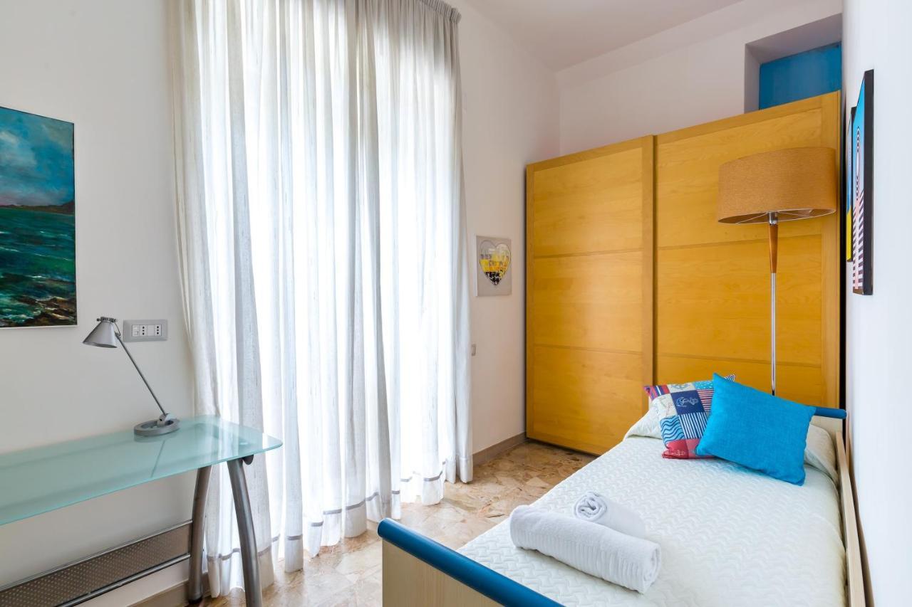 Rione Emanuele III - 4 Bedroom Apartment Nápoles Exterior foto