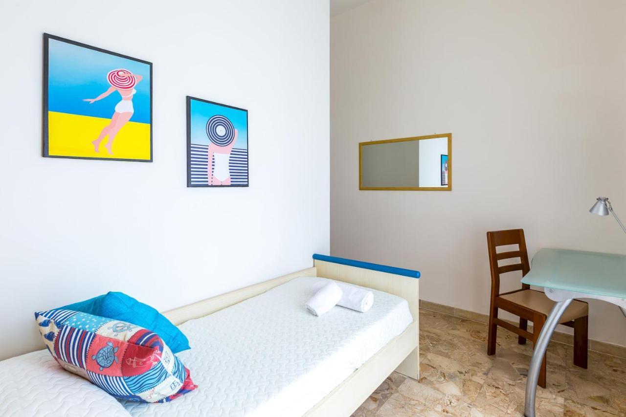 Rione Emanuele III - 4 Bedroom Apartment Nápoles Exterior foto