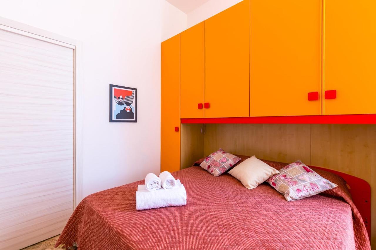 Rione Emanuele III - 4 Bedroom Apartment Nápoles Exterior foto